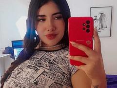 EmaFiore - female with black hair webcam at xLoveCam