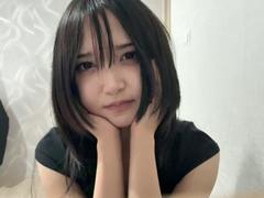 EmaVanhowe from xLoveCam