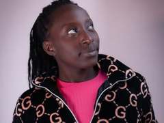 EmelyRogers - female with black hair webcam at xLoveCam