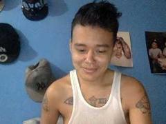 EmiFTM - shemale with black hair webcam at xLoveCam