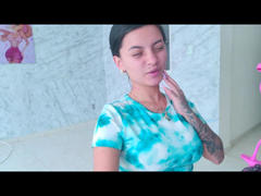 emili_adams from ImLive