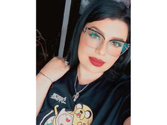 EmiliSimi from xLoveCam