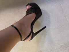 EmiliaFrench - blond female webcam at xLoveCam