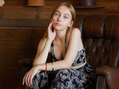 EmiliaCypher - blond female with  small tits webcam at LiveJasmin