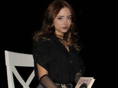 EmiliaMuse - female with brown hair and  big tits webcam at xLoveCam