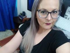 EmilianaZains - blond female webcam at xLoveCam