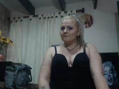 EmilianaZains - blond female webcam at xLoveCam
