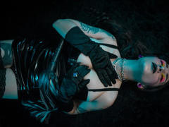 VeronicaBronx - female with brown hair and  small tits webcam at LiveJasmin