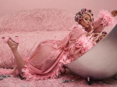EmillyWalker - blond female webcam at xLoveCam