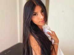 EmilyBanner - female with black hair and  small tits webcam at xLoveCam