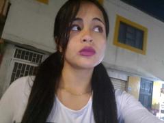 EmilyBennitt - female webcam at xLoveCam