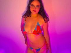 EmilyColsson - female with black hair webcam at xLoveCam