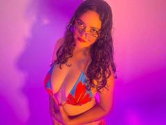 EmilyColsson from xLoveCam