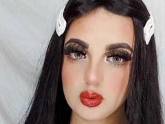 EmilyConore - female with black hair webcam at xLoveCam