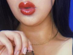 EmilyConore - female with black hair webcam at xLoveCam
