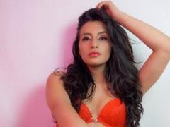 EmilyHaperxX - female with brown hair and  small tits webcam at ImLive