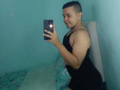 EmilyJedet from xLoveCam