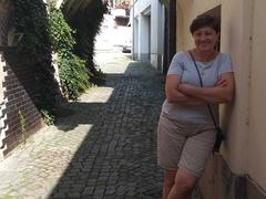 EmilyLlove from xLoveCam