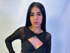 emilyluzzMost from ImLive