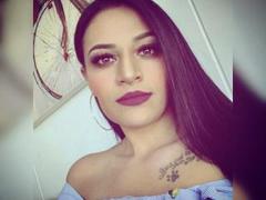 TammySkiler - female with brown hair and  big tits webcam at LiveJasmin