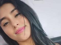 EmilySanz - female with red hair webcam at xLoveCam