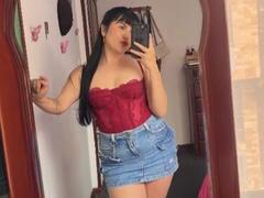 EmilySpaceI from xLoveCam