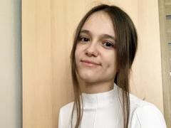 EmilySparkle - female with brown hair and  small tits webcam at xLoveCam