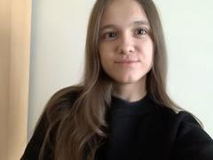 EmilySparkle - female with brown hair and  small tits webcam at xLoveCam