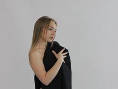EmilySunshineS - blond female webcam at xLoveCam