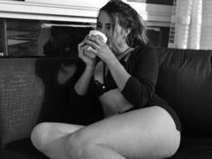 EmilyThomson - blond female with  big tits webcam at LiveJasmin