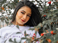 EmilyV - female with black hair webcam at xLoveCam