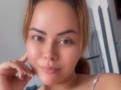 EmilyWattsson - female webcam at xLoveCam