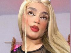 EmmaCullen - shemale with black hair webcam at xLoveCam