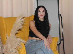 EmmaDrun from xLoveCam