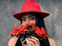 EmmaHillls - female with black hair and  big tits webcam at LiveJasmin