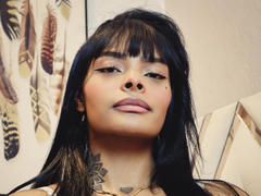 EmmaHillls - female with black hair and  big tits webcam at LiveJasmin