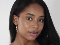 EmmaLatin - female with brown hair and  small tits webcam at xLoveCam