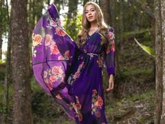 EmmaLym - blond shemale webcam at xLoveCam