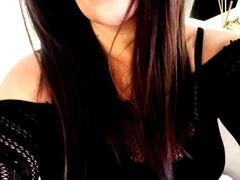 EmmaLovelyX from xLoveCam
