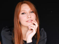 EmmaRedFoxy - female with red hair and  small tits webcam at xLoveCam