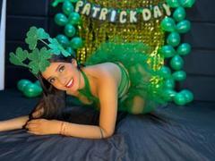 EmmaRiders - female with red hair webcam at xLoveCam