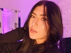 EmmaRouxx - female with  big tits webcam at xLoveCam