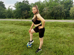 SalomeReid - blond female with  big tits webcam at LiveJasmin