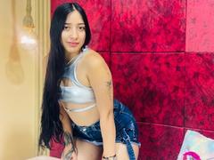 EmmaTeylor - female webcam at xLoveCam