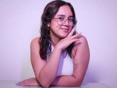 EmmieBellefort from LiveJasmin