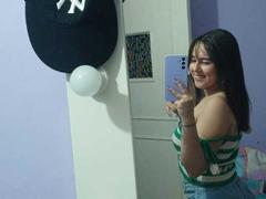 EmmieBellefort - female with black hair and  big tits webcam at LiveJasmin