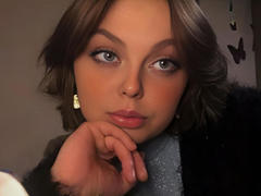 EmmyKatze-hot - female webcam at xLoveCam