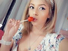 EmyliRosse - blond female webcam at xLoveCam