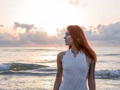 EmmyWarm - female webcam at xLoveCam