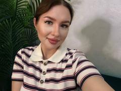 EndlessLovee from xLoveCam